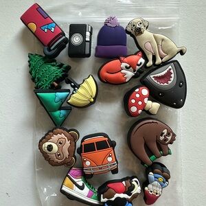 Lot of random croc Charms, butterflies, Taylor swift, animals and more